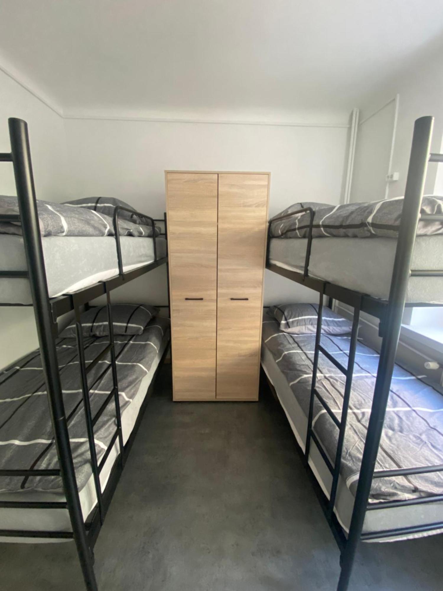 Hostel Harmonia Варшава Екстериор снимка